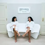 Art Deco Wolker By Astoria & Medical