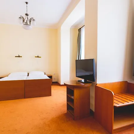 Art Deco Wolker By Astoria & Medical Karlovy Vary