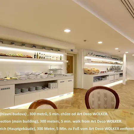 Art Deco Wolker By Astoria & Medical Hotel
