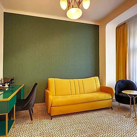 Art Deco Wolker By Astoria & Medical فندق 4*