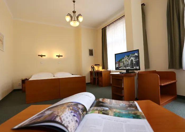 Art Deco Wolker By Astoria & Medical Karlovy Vary