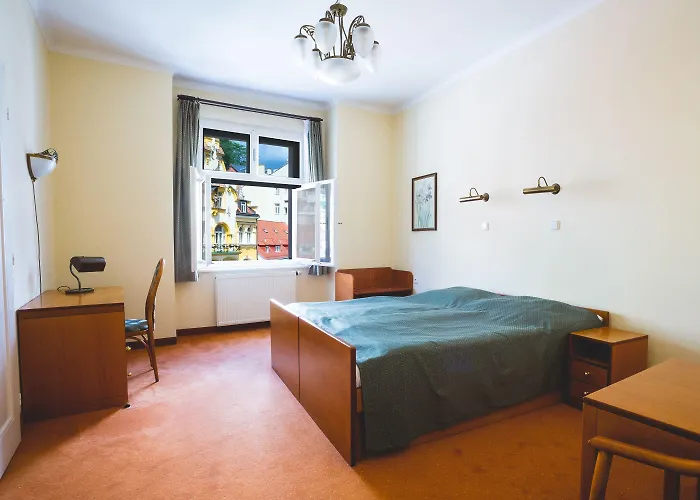 Art Deco Wolker By Astoria & Medical Karlovy Vary